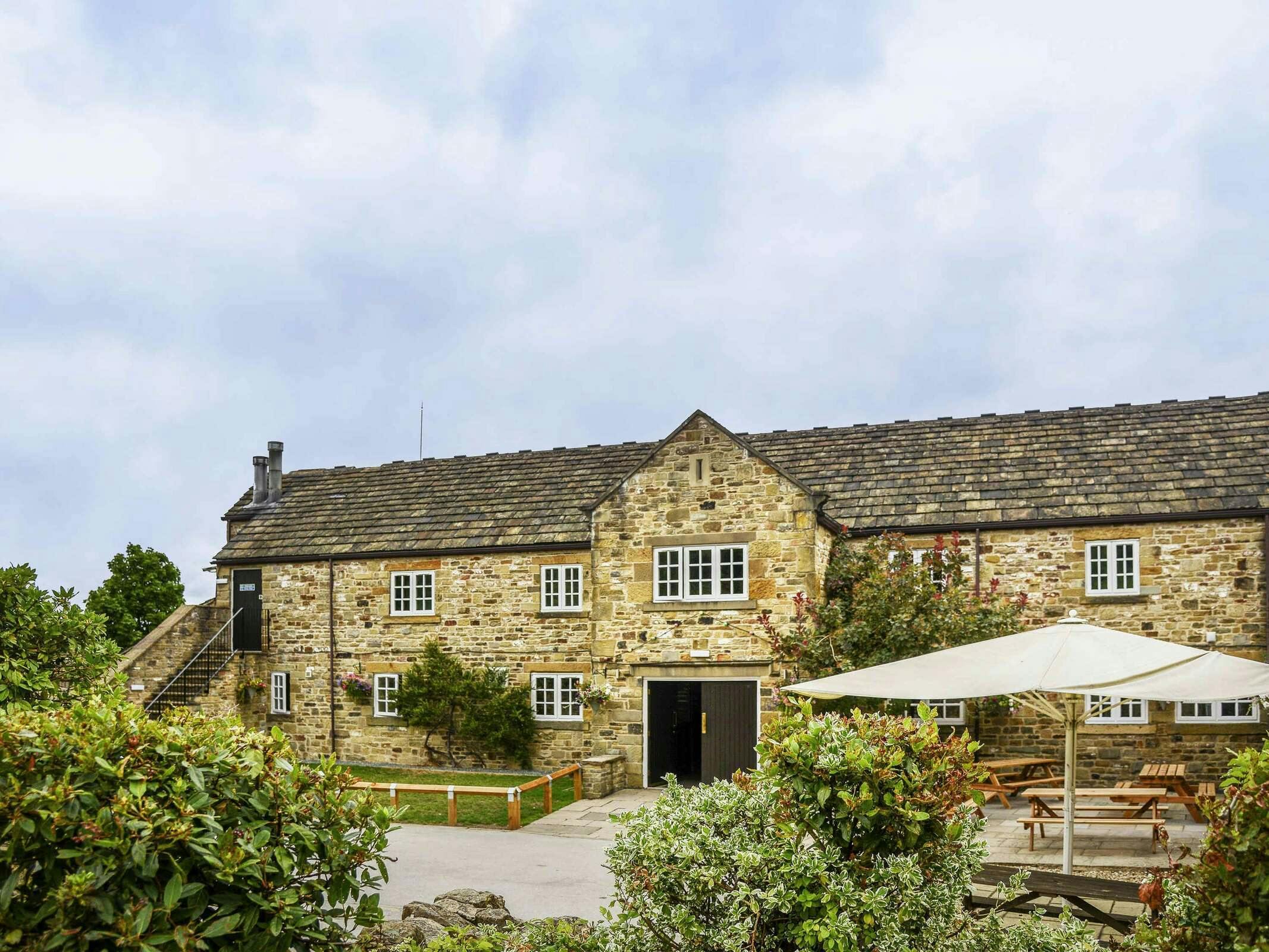 Hotel Mercure Barnsley Tankersley Manor Hotel photo 2