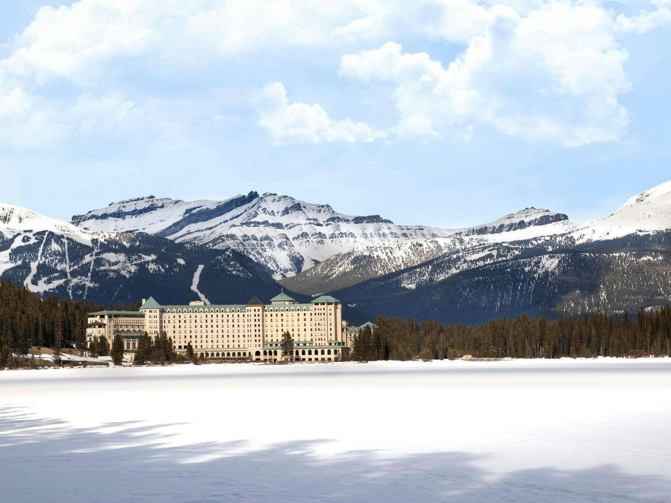 Hotel The Fairmont Chateau Lake Louise photo 2