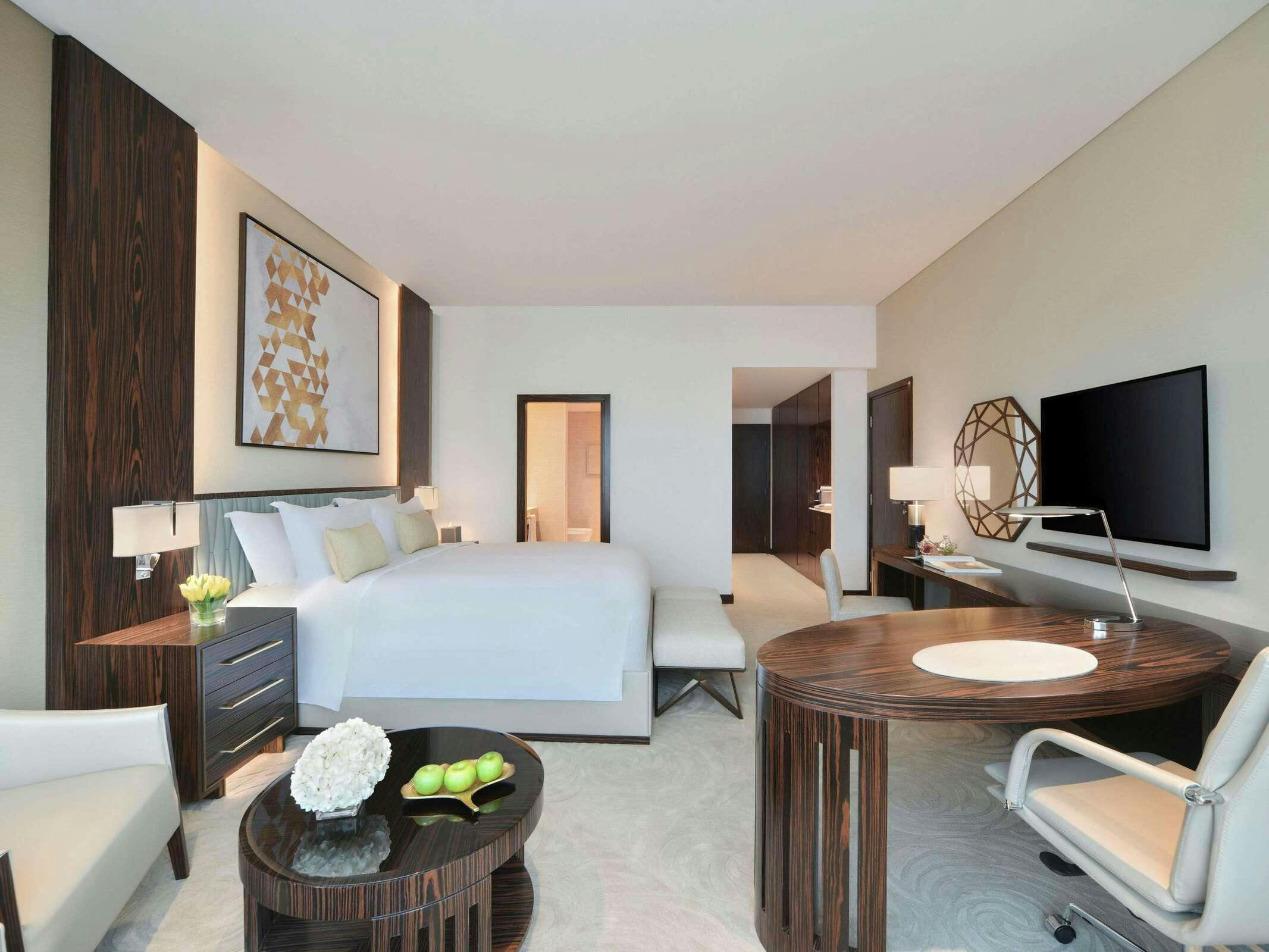 Hotel Sofitel Dubai The Obelisk photo 5