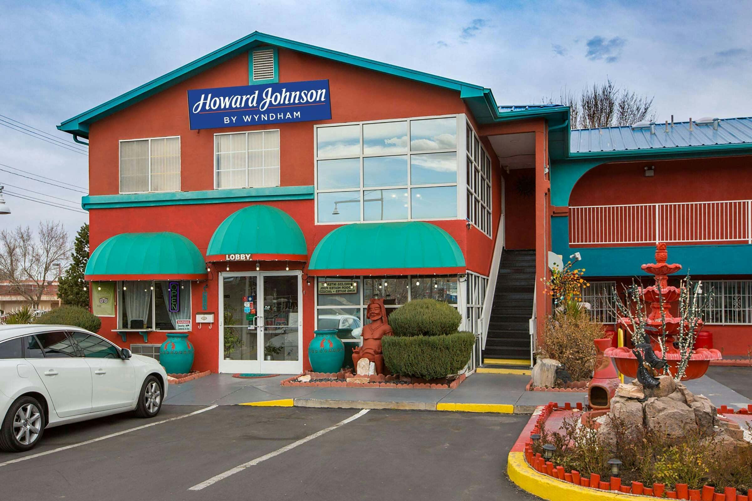 Hotel Sandia Peak Inn Howard Johnson photo 1
