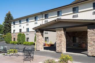 Hotel Super 8 Kalispell Glacier Pk photo 1