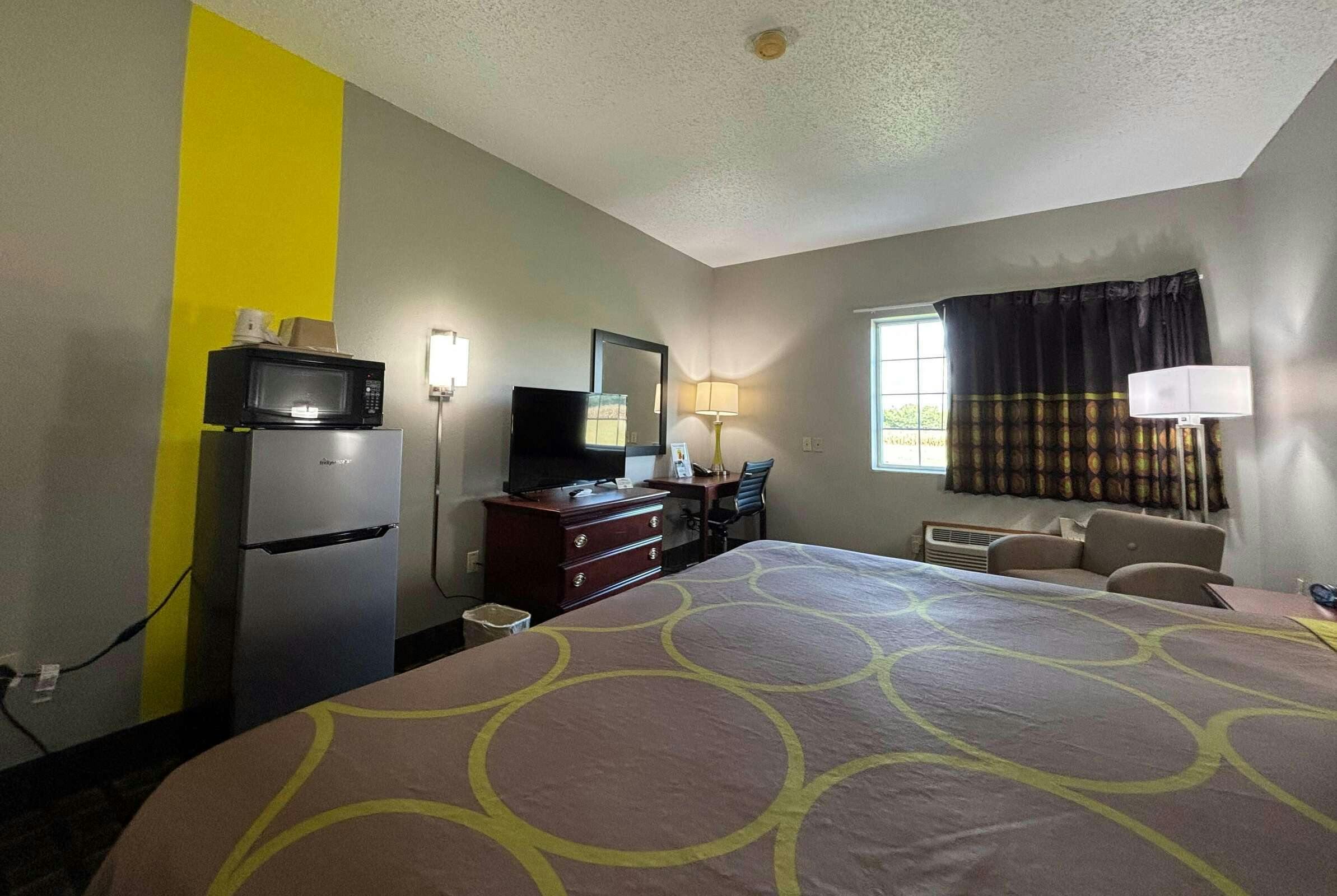 Hotel Super 8 Mt Carmel photo 5