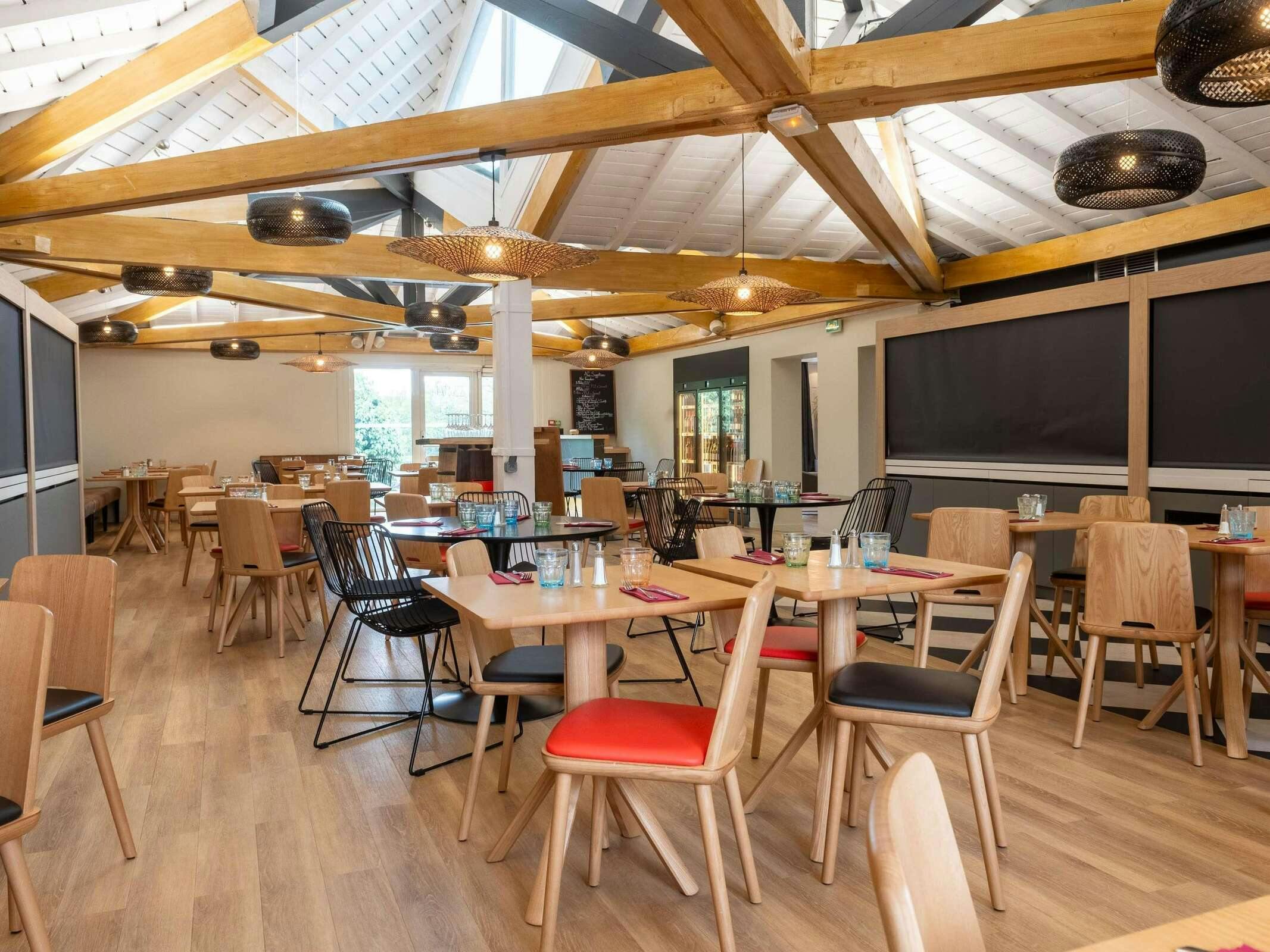 Hotel Ibis Lyon Est Bron photo 3