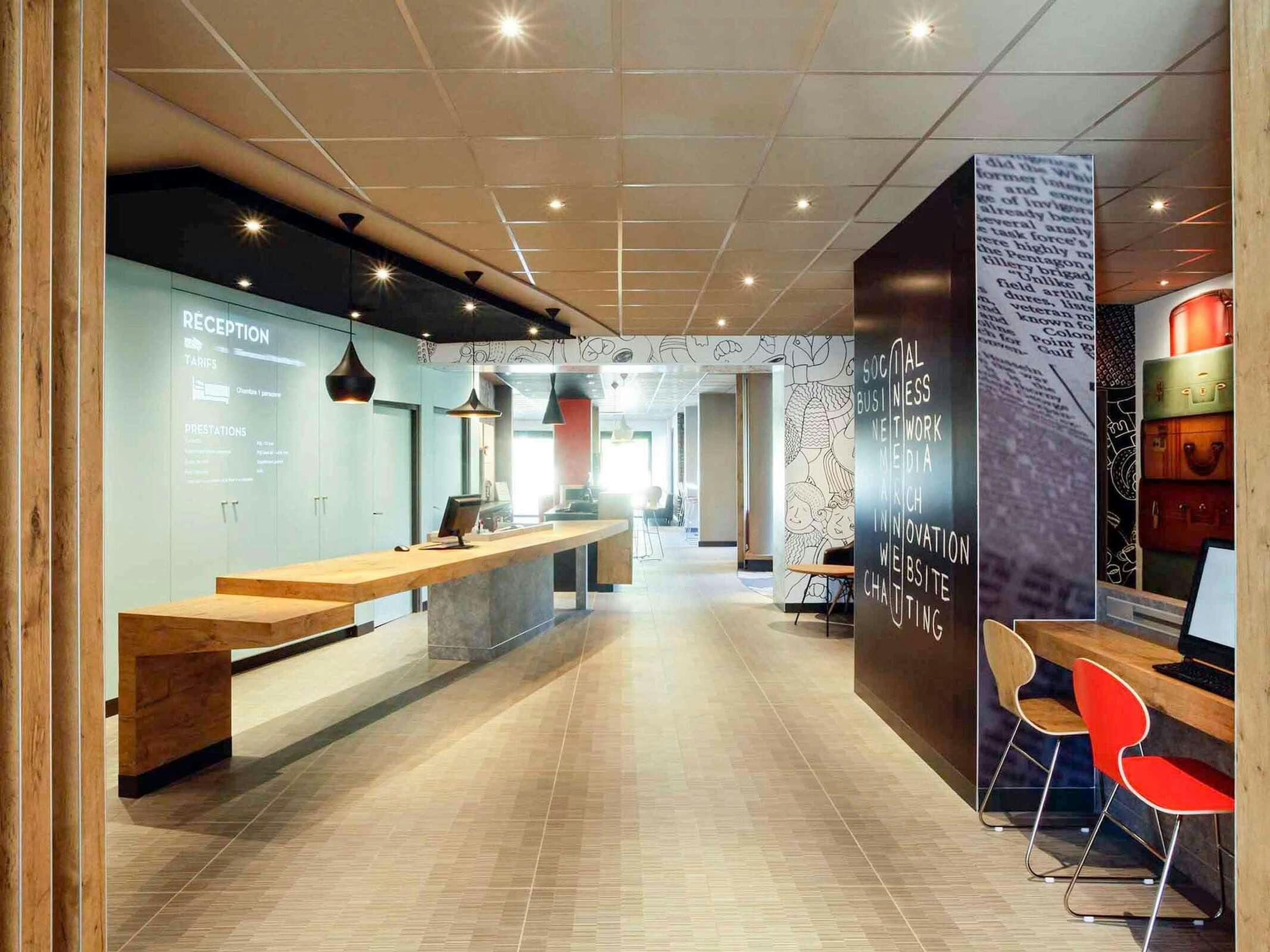 Hotel Ibis Hyères Centre photo 2