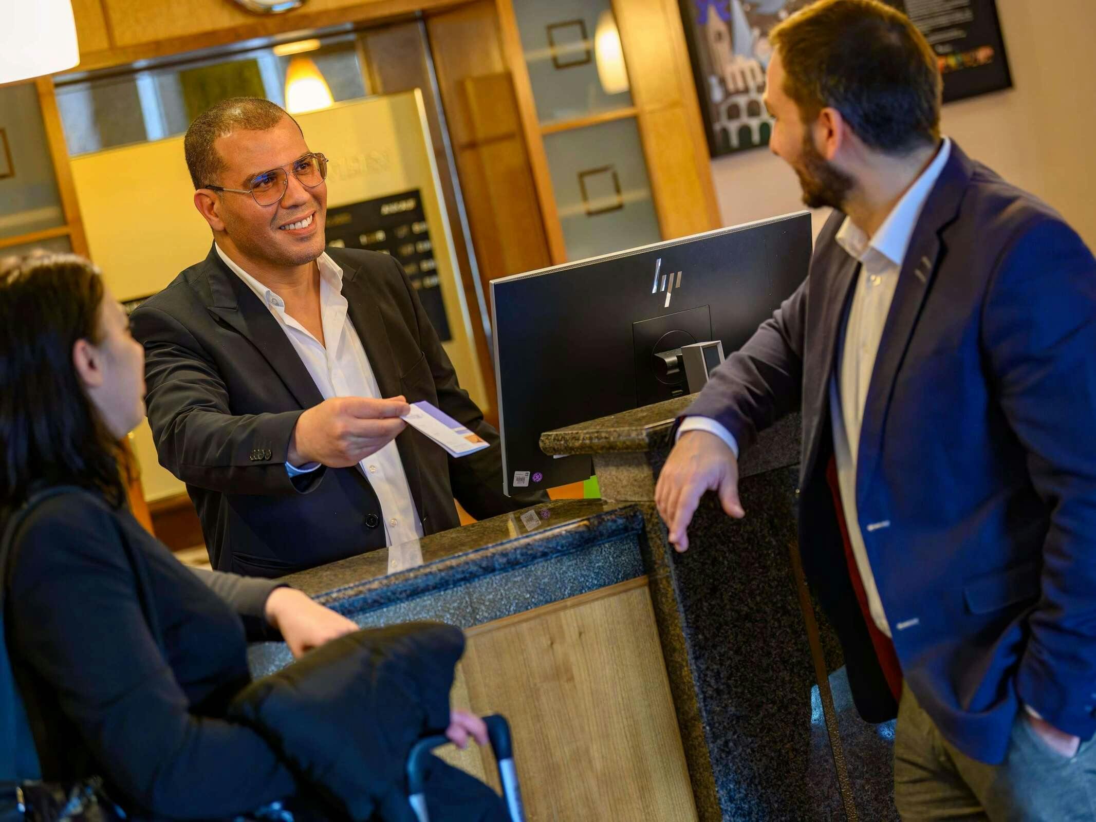 Hotel Novotel Freiburg Am Konzerthaus photo 4