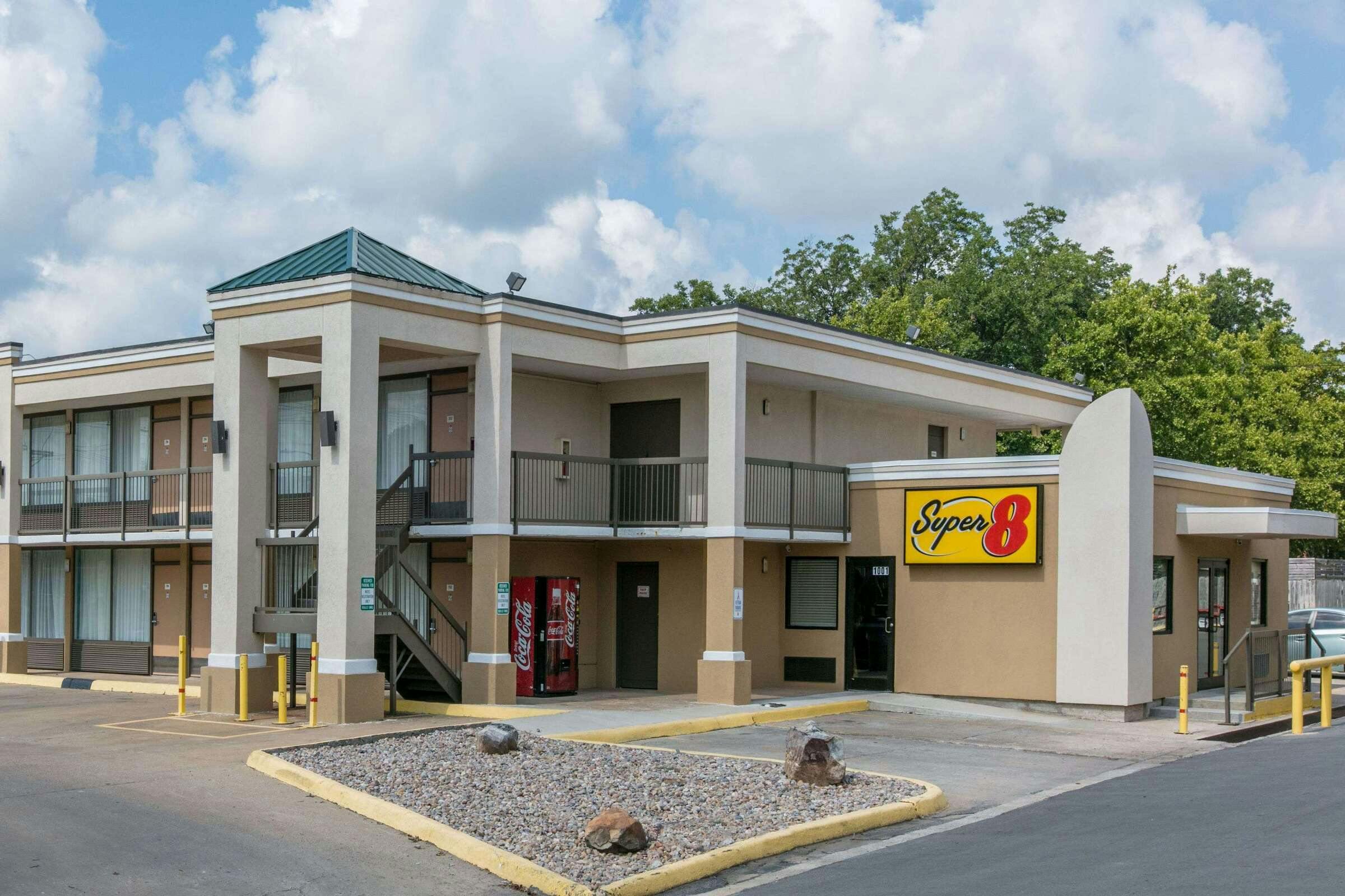 Super 8 by Wyndham Duncan OK