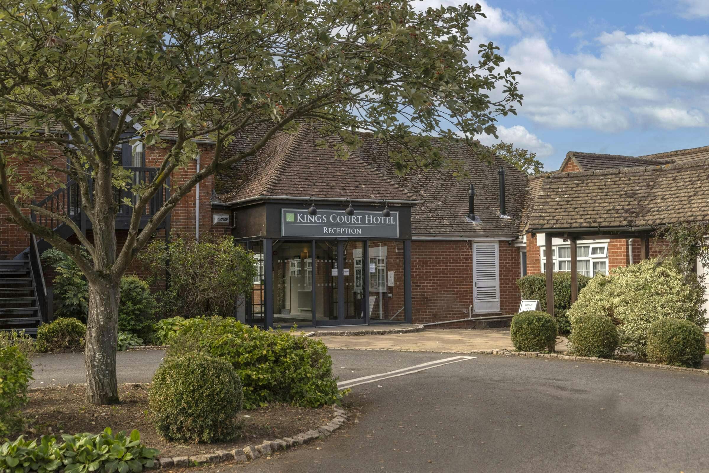 Kings Court Hotel, Bw Signature Collection