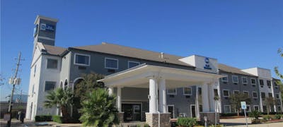 Best Western Champions Forest Inn And Suites