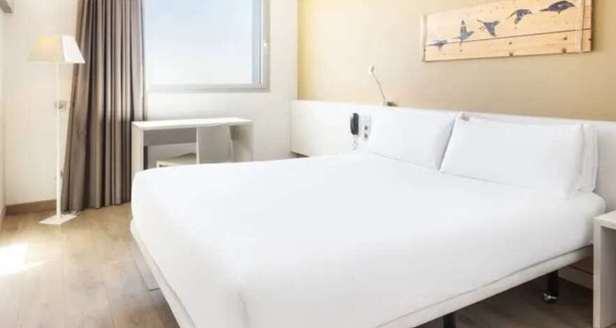 Hotel B&B HOTEL Barcelona Viladecans photo 2