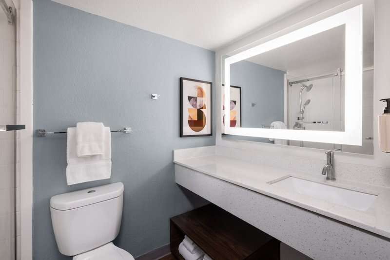 Hotel Voco College Station Aggieland By Ihg photo 5