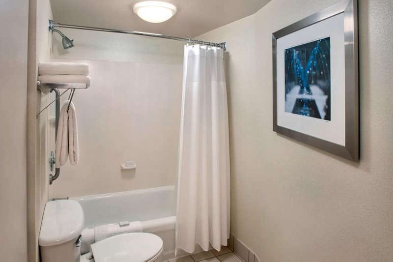 Hotel Independent (SPHC) WILLOW GROVE SUITES by IHG photo 4