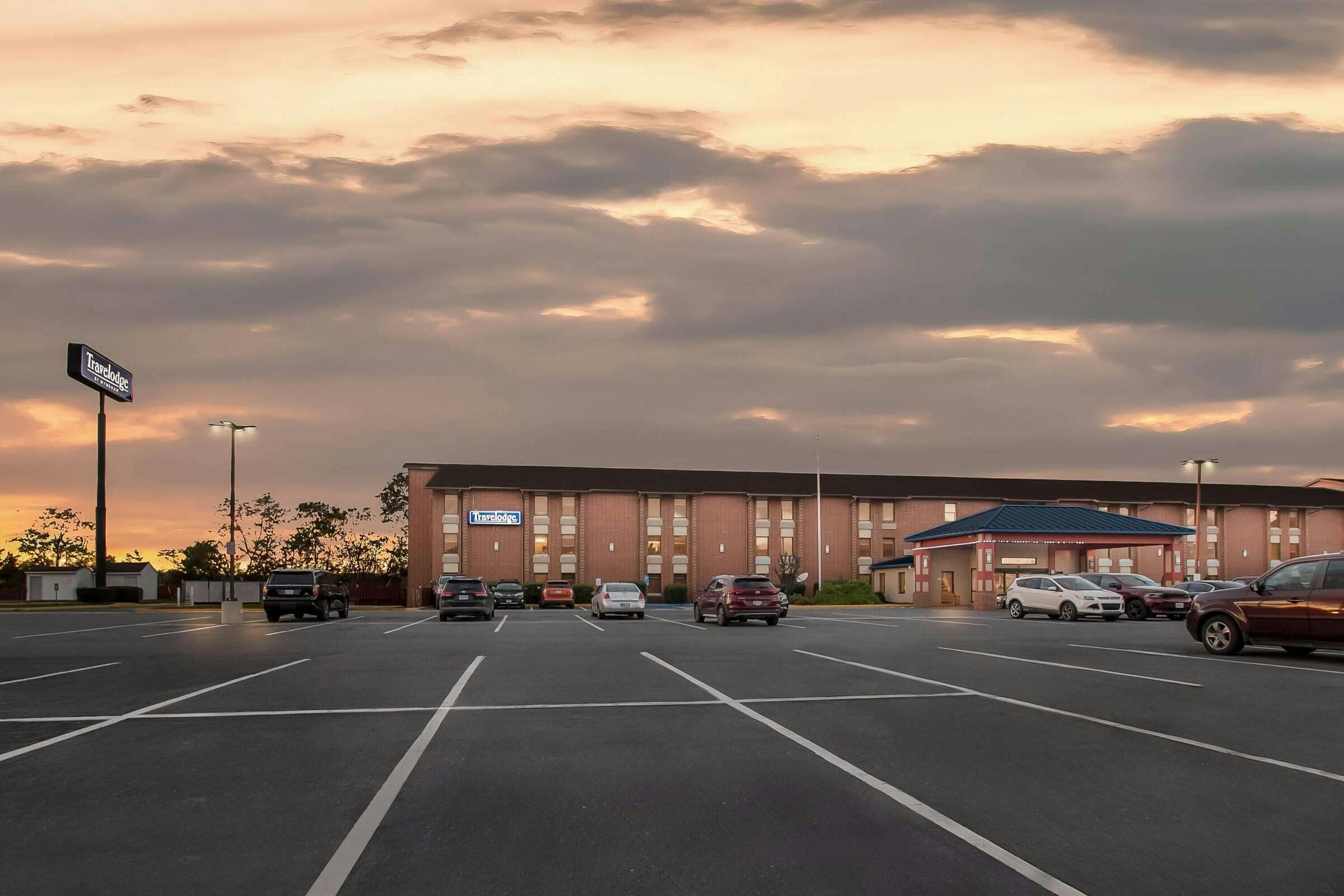 Hotel Travelodge by Wyndham Winchester photo 1