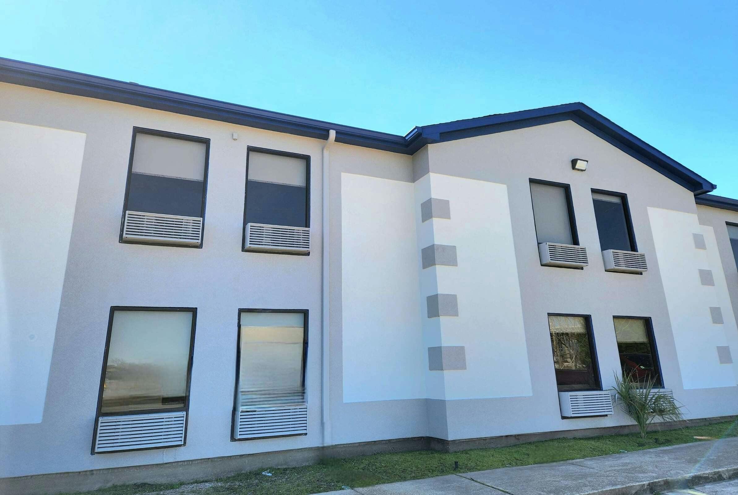 Days Inn and Suites New Iberia