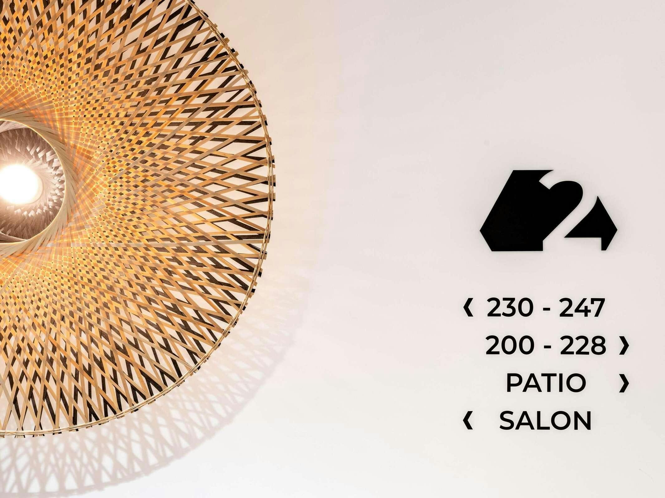 Hotel Hôtel Mercure Cannes Mandelieu photo 2