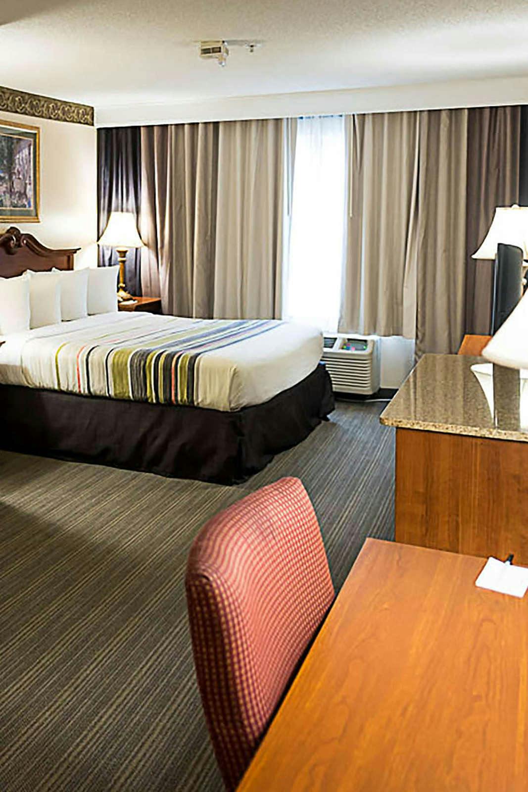 Country Inn Suites By Radisson Waldorf Md Waldorf Hoteltonight