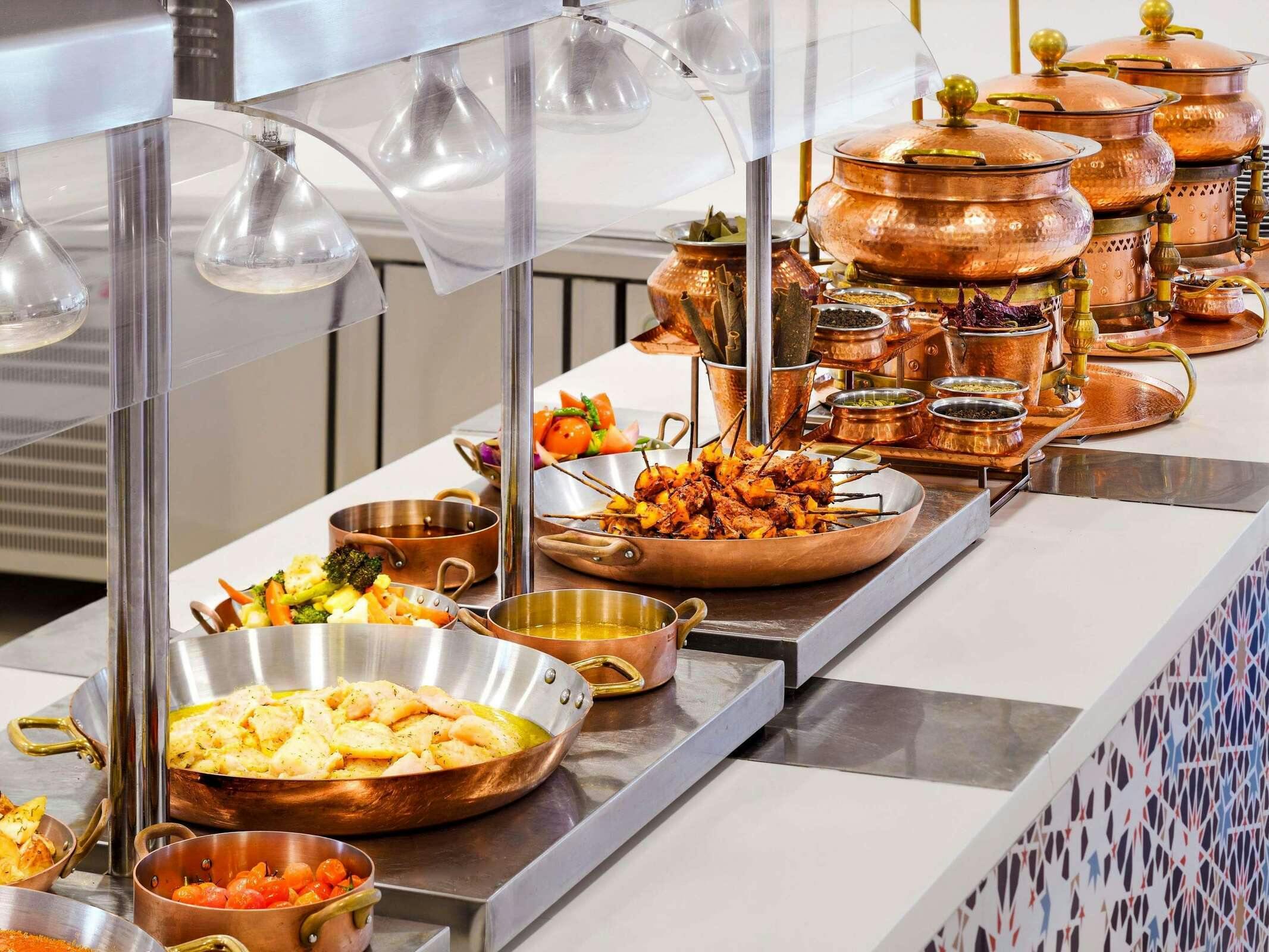 Hotel Novotel Dubai Al Barsha photo 3