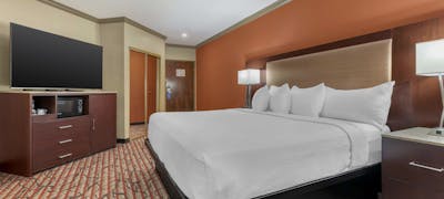 Best Western Plus Brookside Inn
