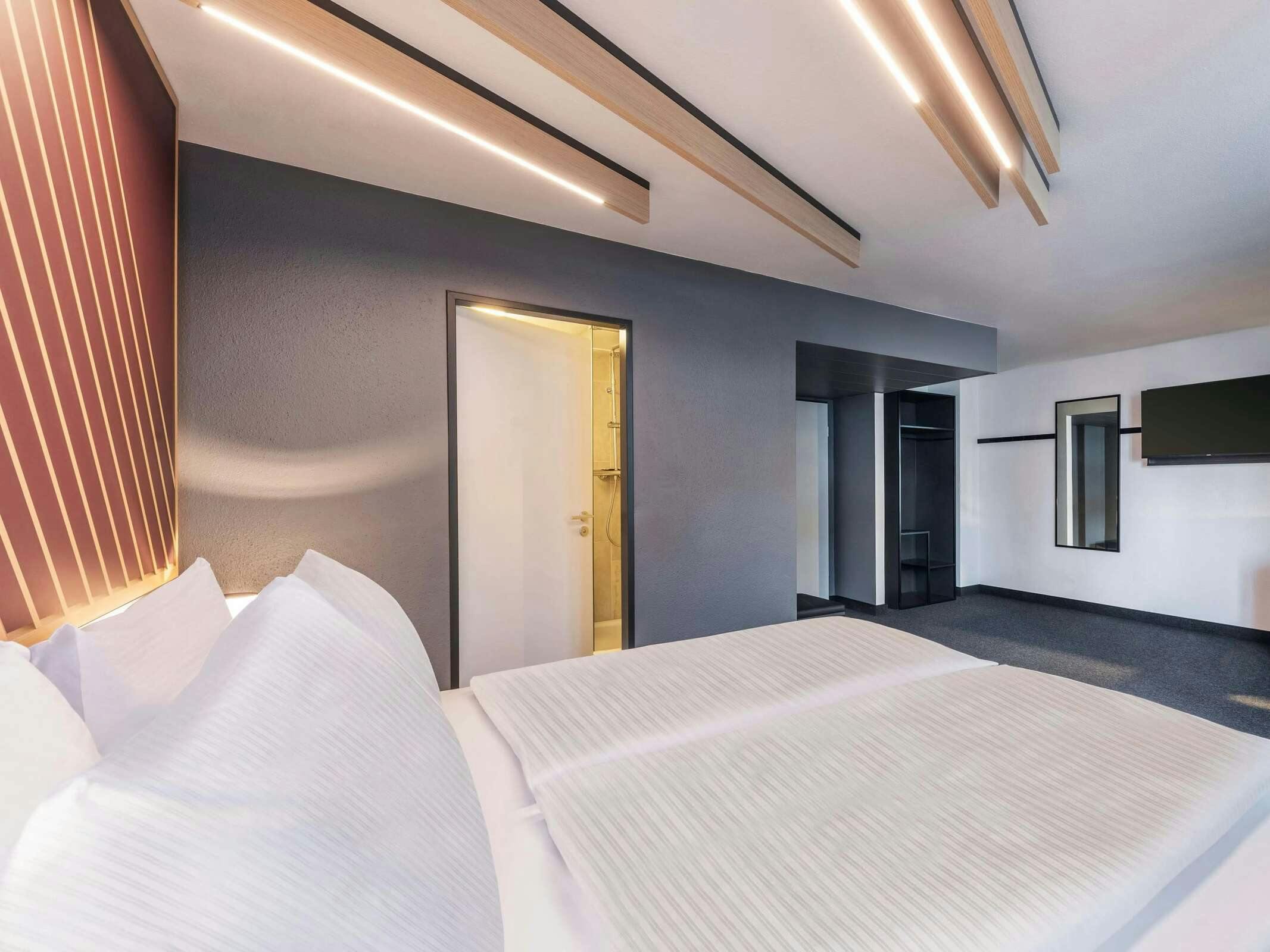 Hotel B&B HOTEL Aachen-Hbf photo 5