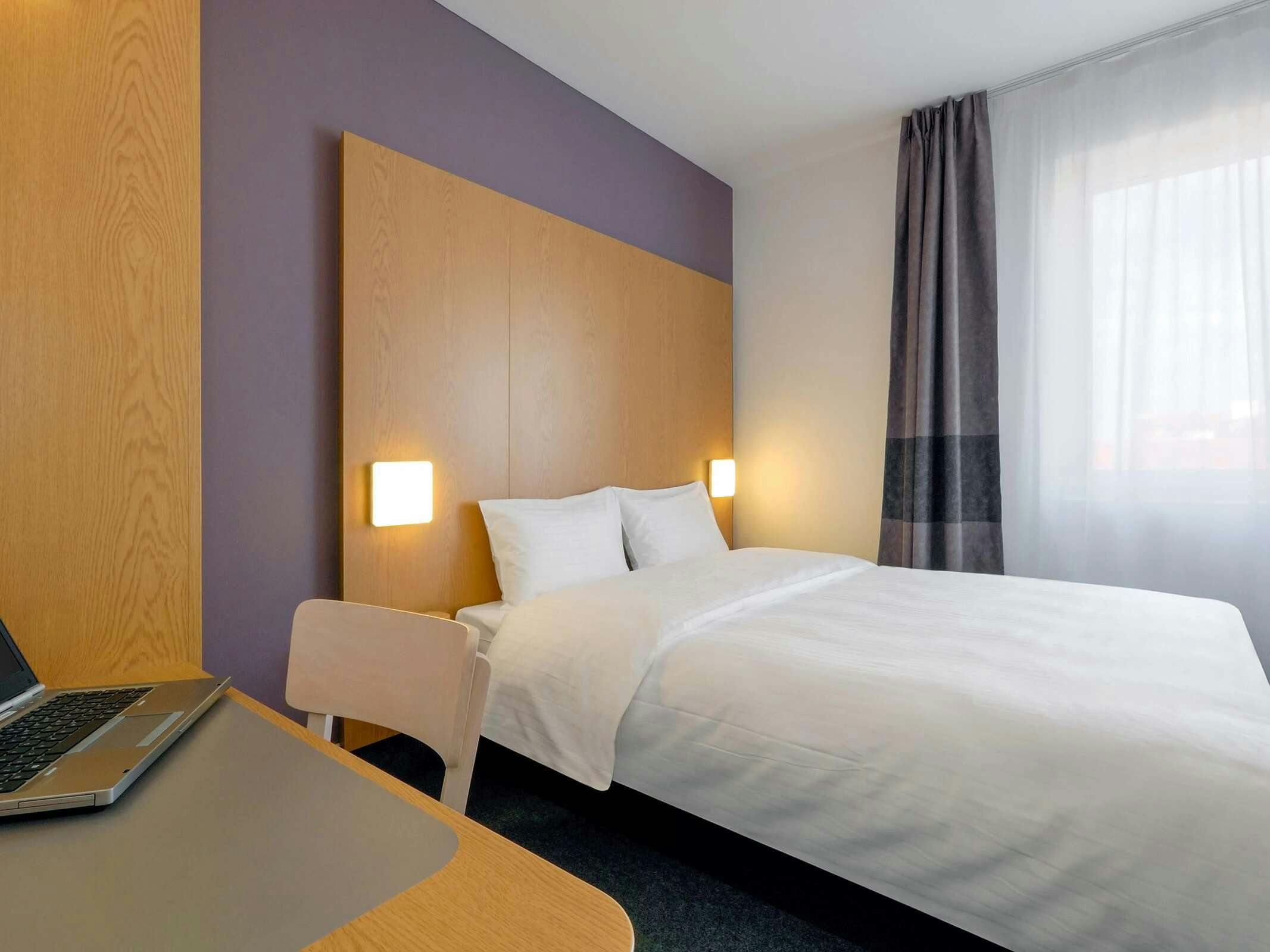 Hotel B&B HOTEL Prague-City photo 5