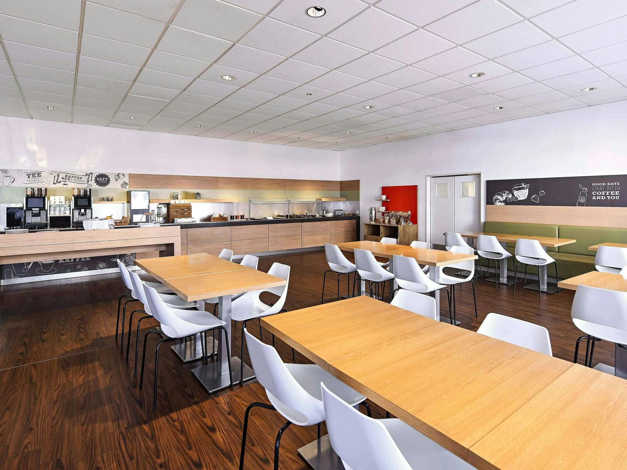 Hotel B&B HOTEL Bonn-City photo 1