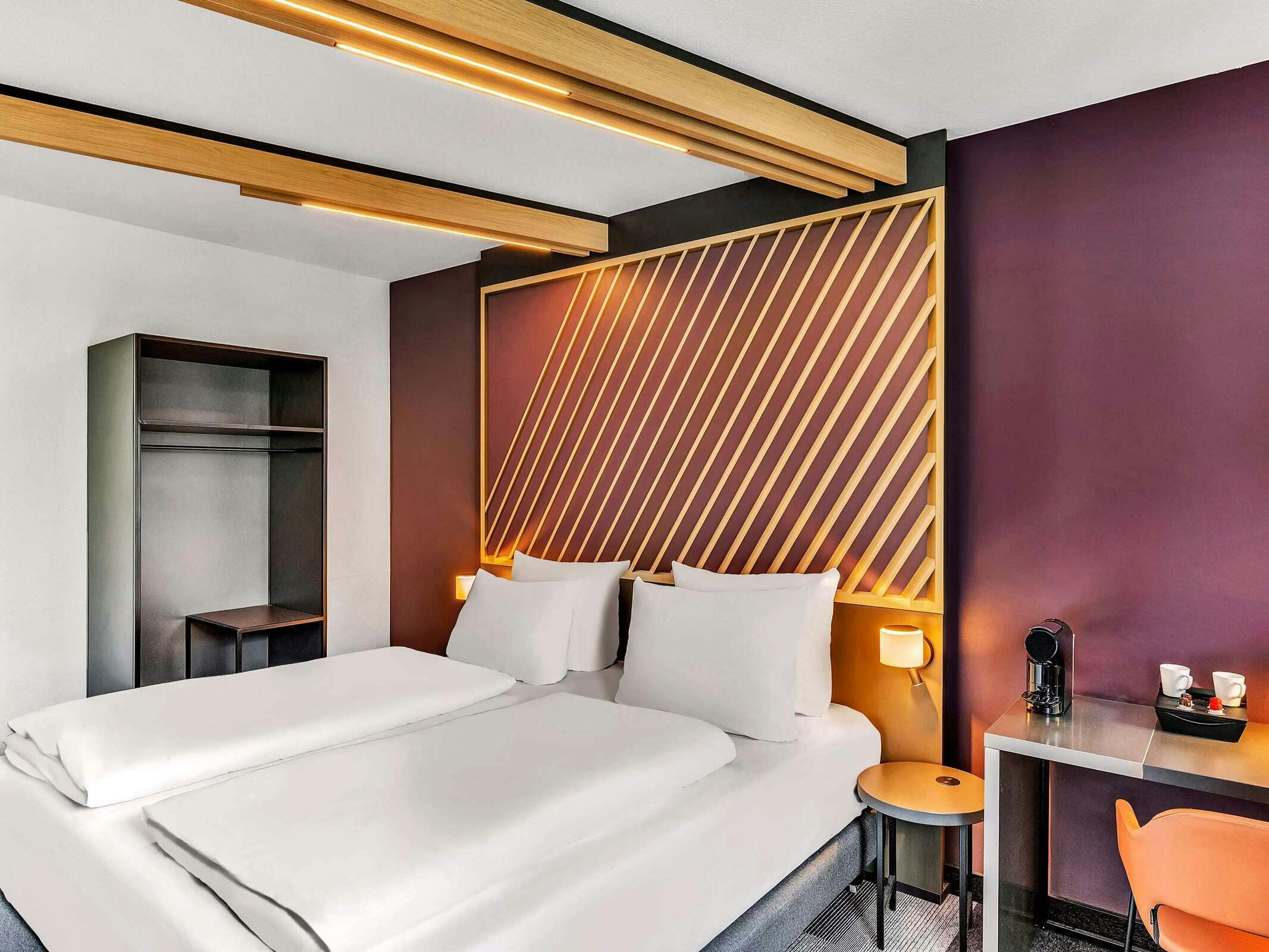 Hotel B&B HOTEL Bremen-Altstadt photo 5