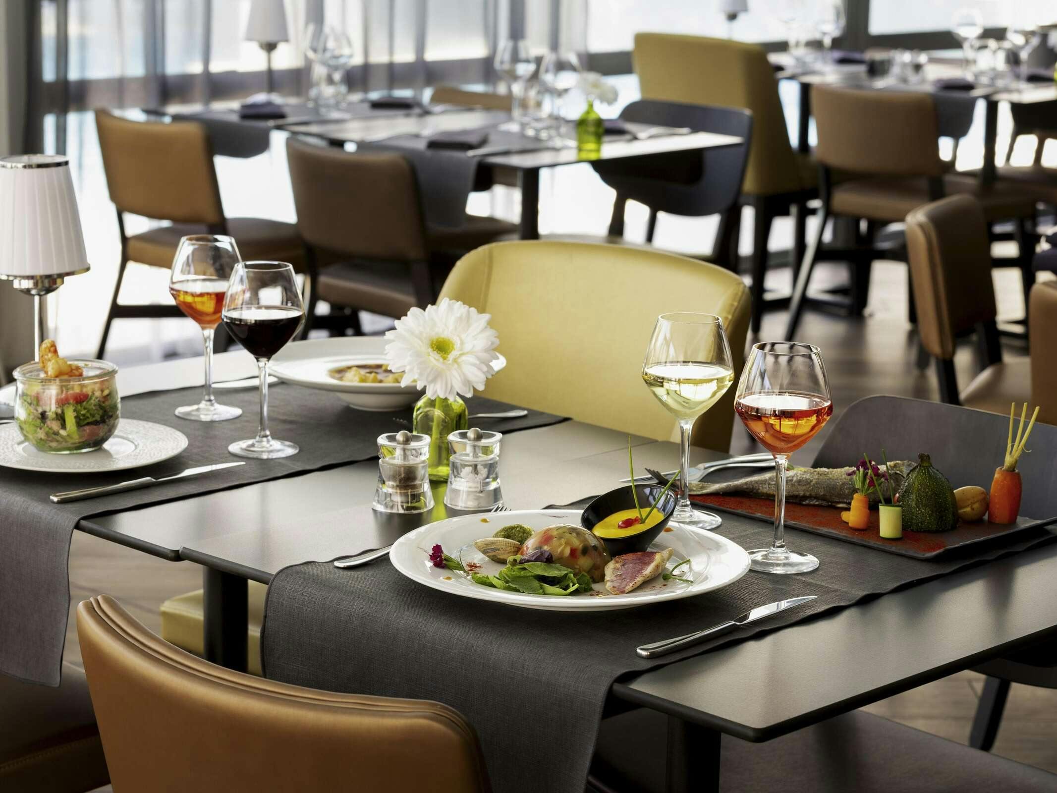 Hotel Hôtel Mercure Orange Centre photo 1