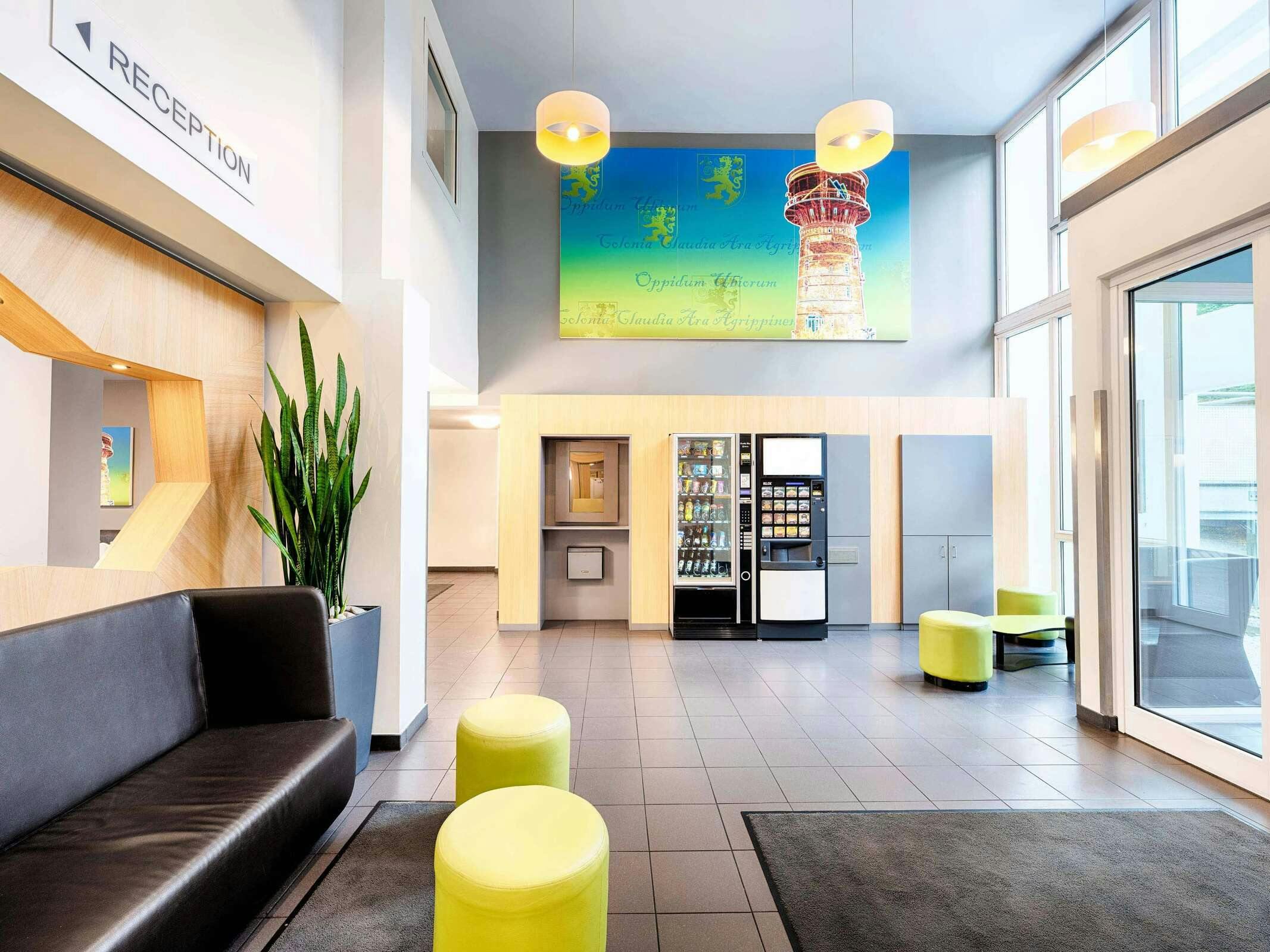 Hotel B&B HOTEL Köln-Frechen photo 2