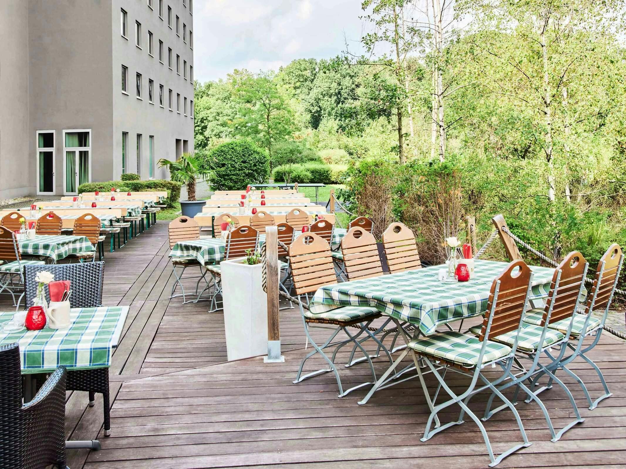 Hotel B&B HOTEL Frankfurt-Messe photo 1