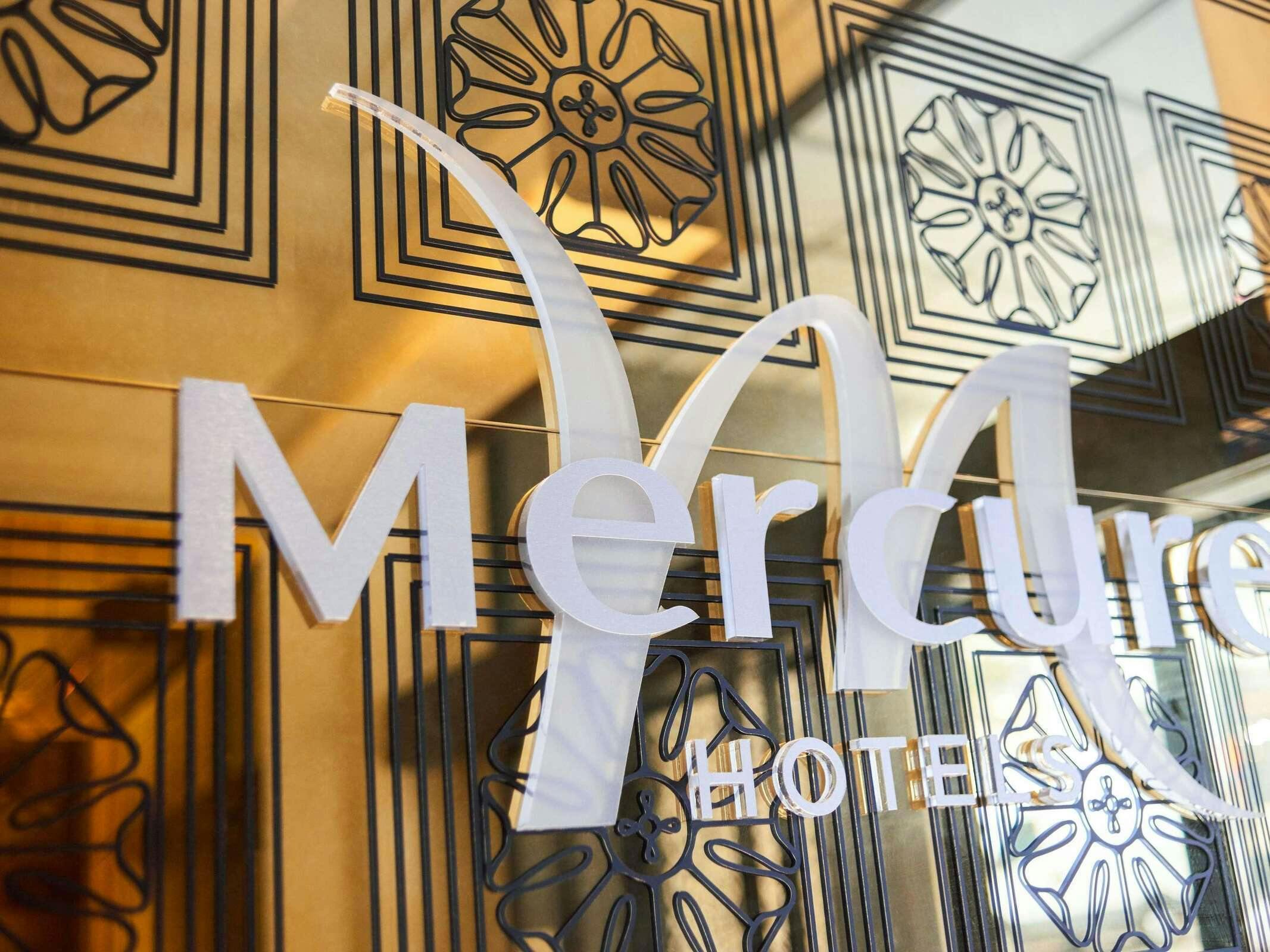 Hotel Hôtel Mercure Nantes Centre Passage Pommeraye photo 2