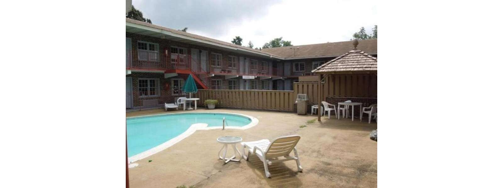 Hotel Capt. John Smith Inn photo 2