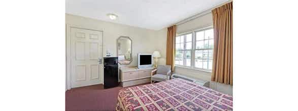 Hotel Capt. John Smith Inn photo 5