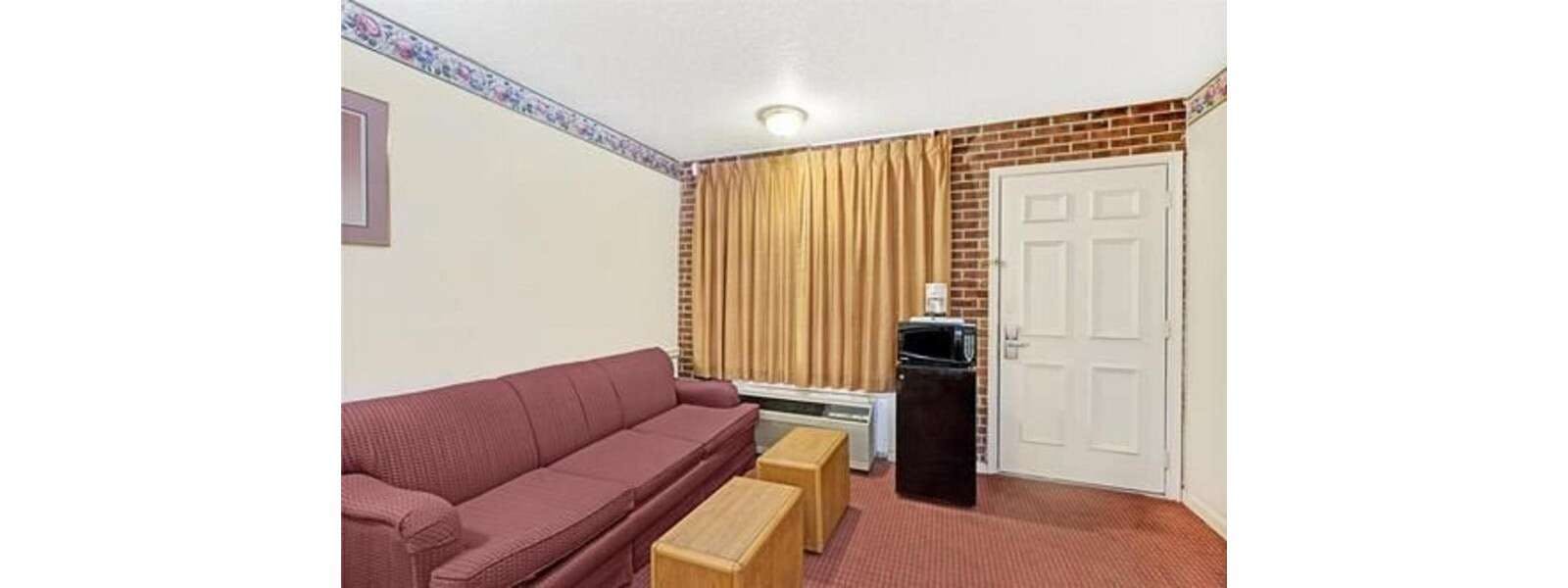 Hotel Capt. John Smith Inn photo 3