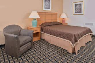 Hotel Americas Best Value Inn & Suites St. Cloud photo 3