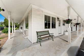 Hotel Americas Best Value Inn Stonington Mystic photo 1