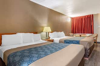 Hotel Knights Inn College Station photo 4