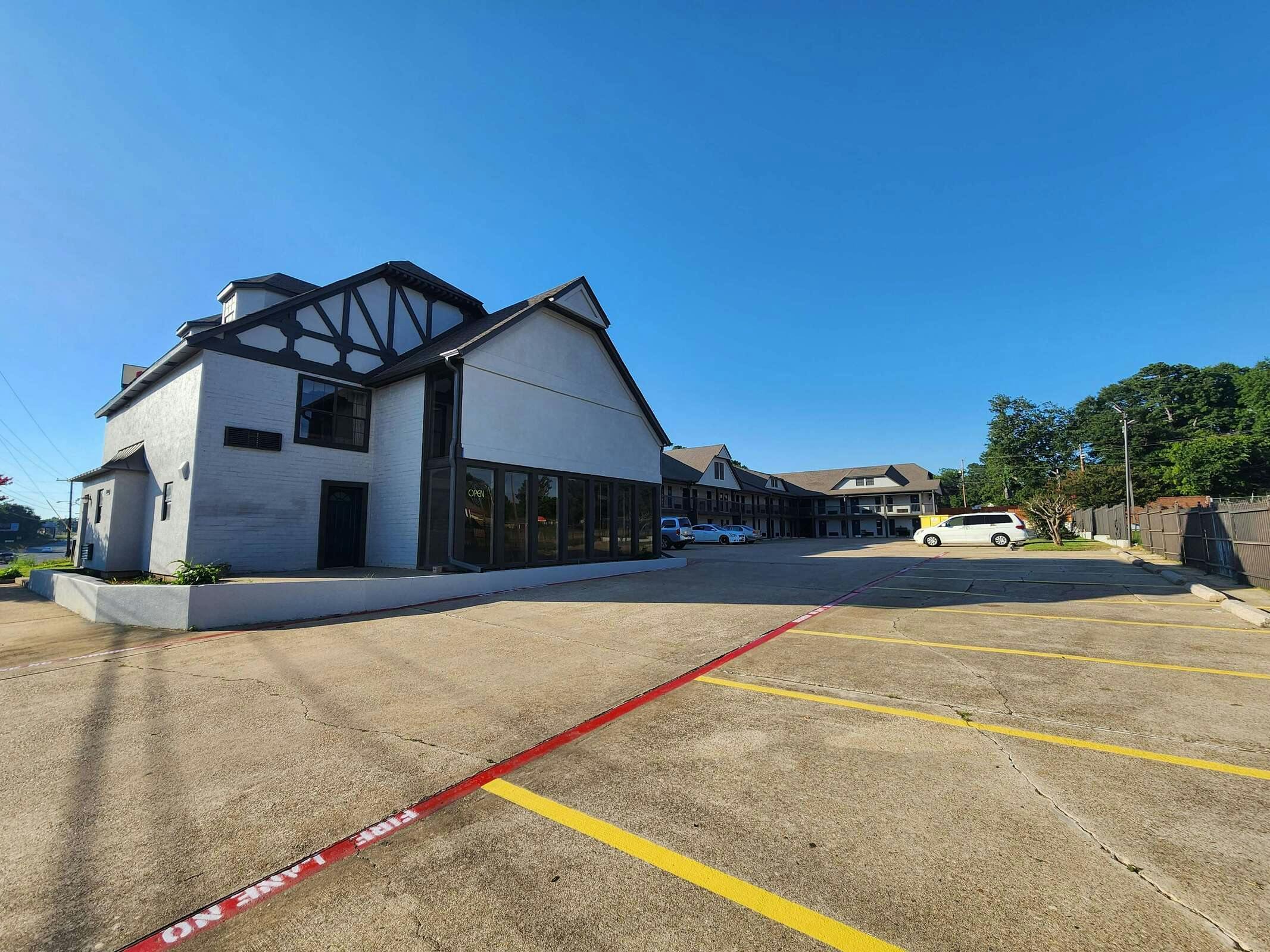 Hotel Americas Best Value Inn Longview photo 3