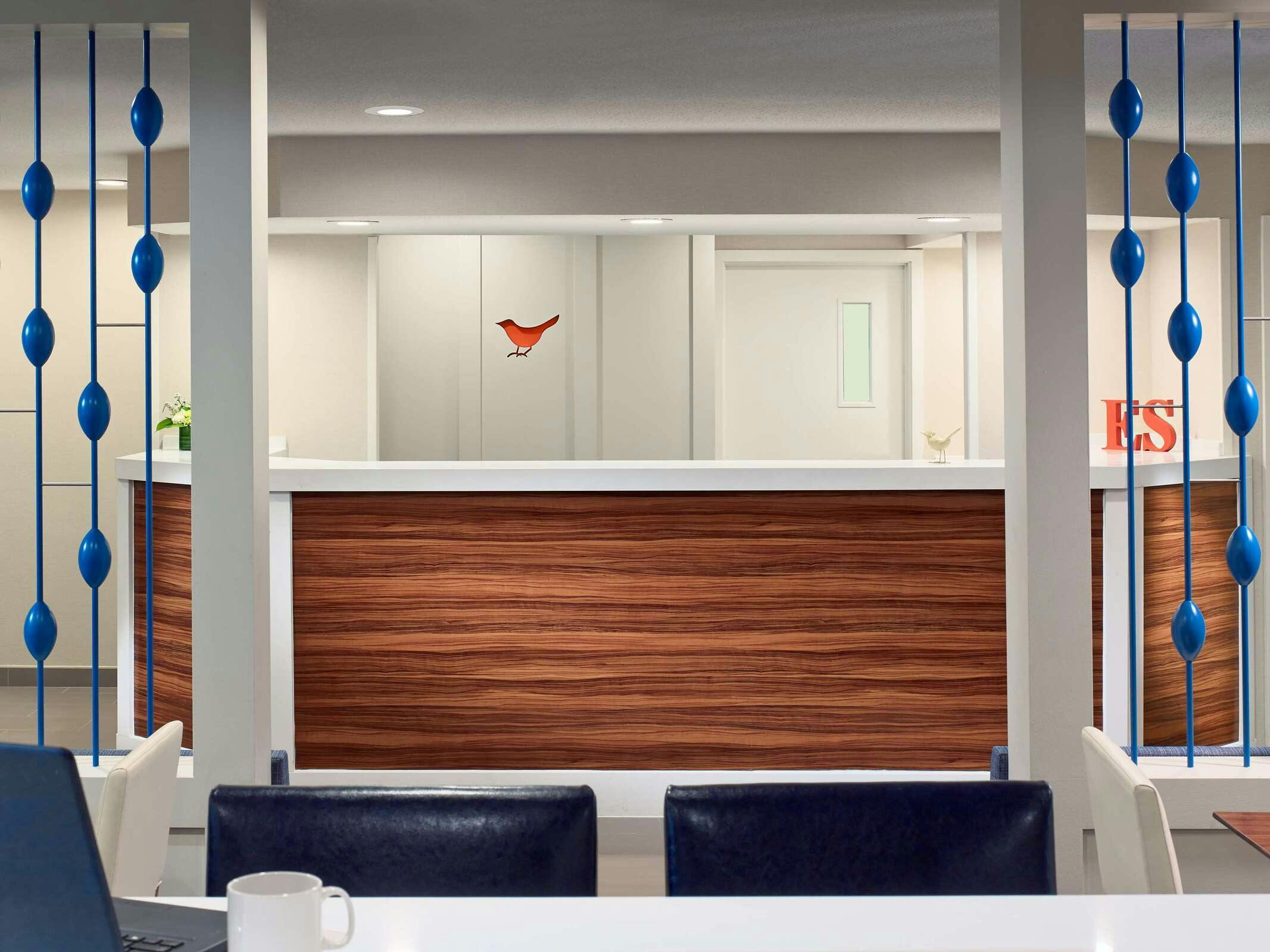 Hotel Sonesta Simply Suites Memphis East Poplar Pike photo 2