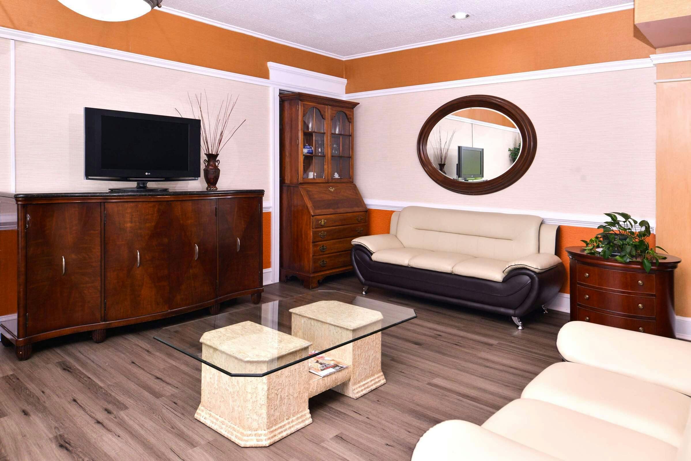 Hotel Americas Best Value Inn Richmond South photo 3