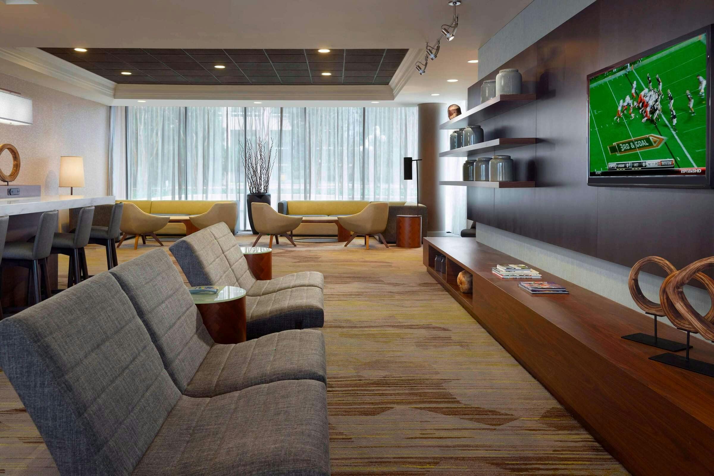Hotel Sonesta Select Atlanta Cumberland Galleria Ballpark photo 2