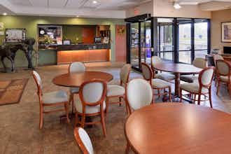 Hotel Country Hearth Inn & Suites Edwardsville St. Louis photo 4