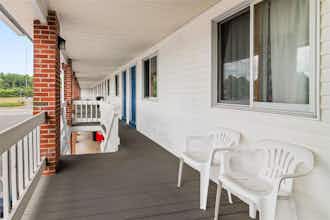 Hotel Americas Best Value Inn Biddeford Portland photo 2