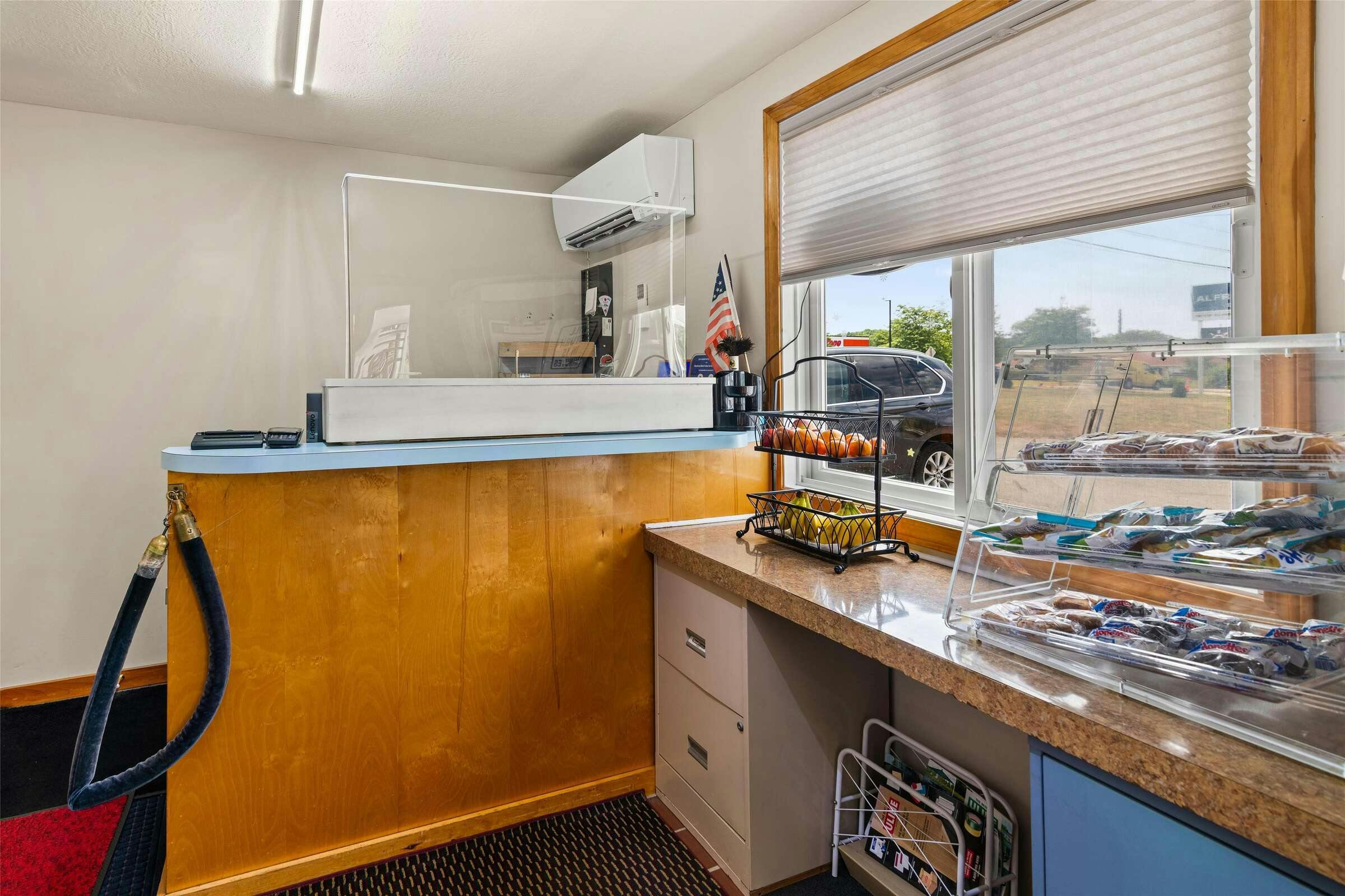 Hotel Americas Best Value Inn Biddeford Portland photo 5