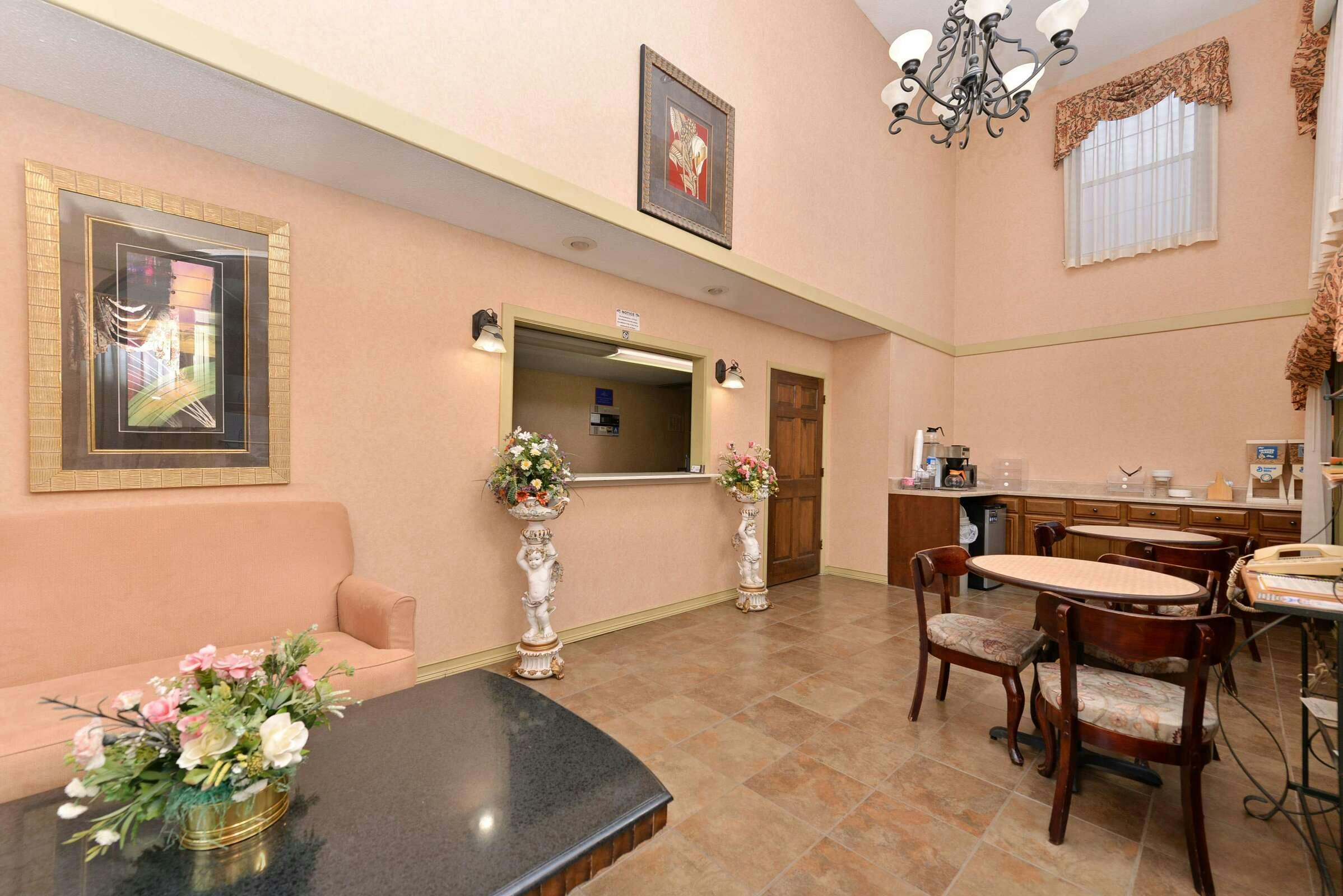 Hotel Americas Best Value Inn Anderson, SC photo 3