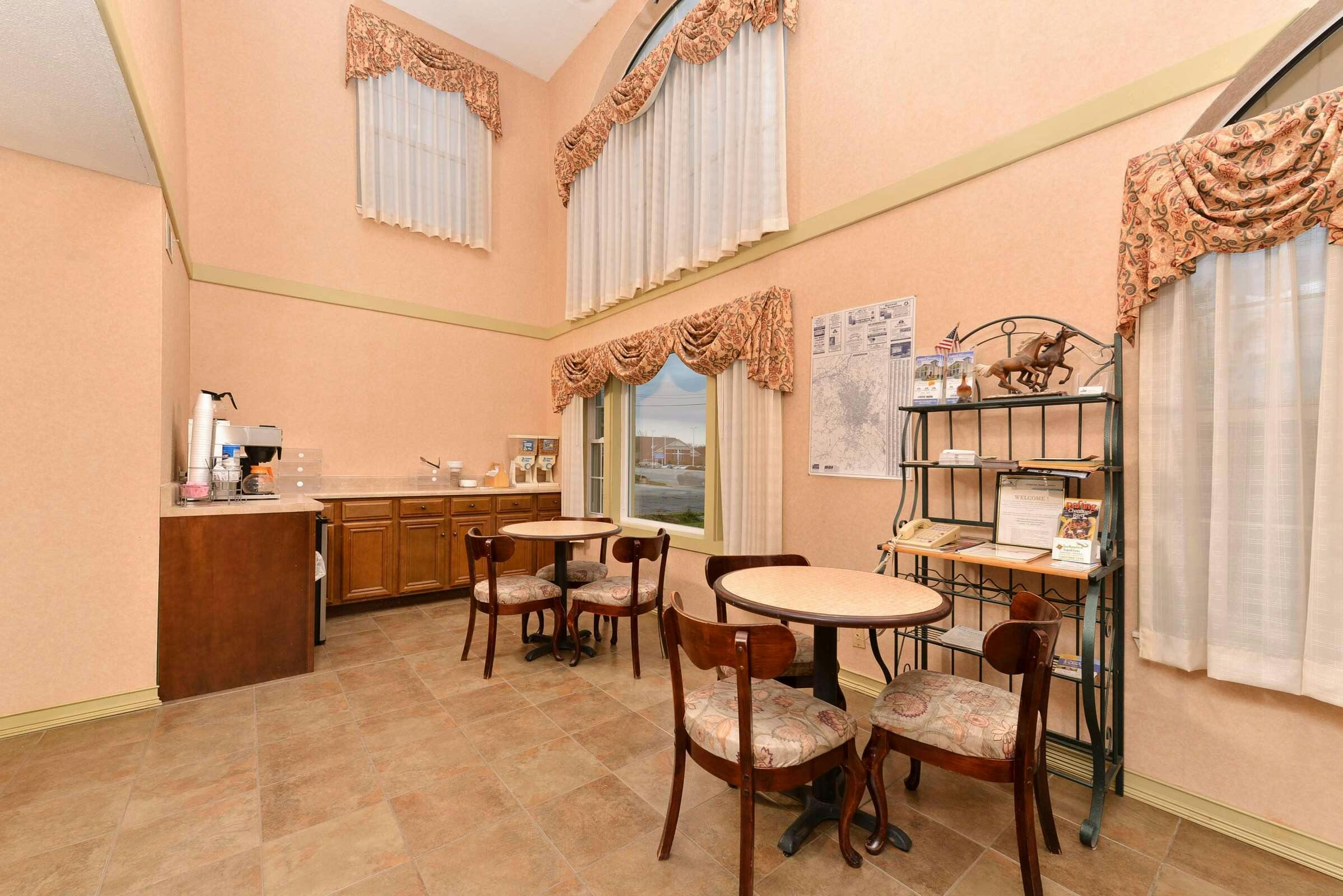 Hotel Americas Best Value Inn Anderson, SC photo 5