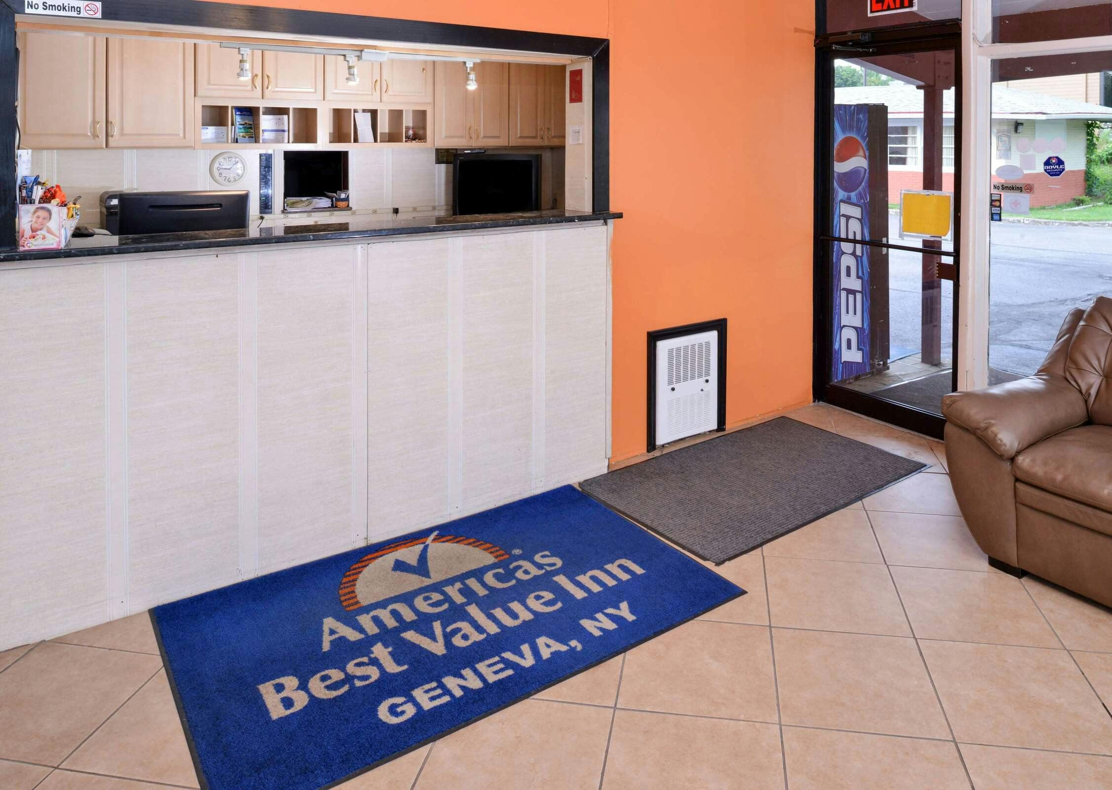 Hotel Americas Best Value Inn Geneva photo 2