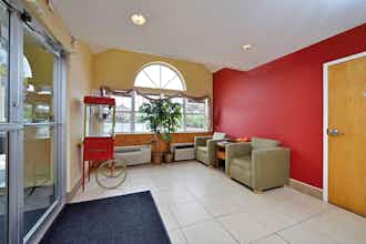 Hotel Americas Best Value Inn East Syracuse photo 4
