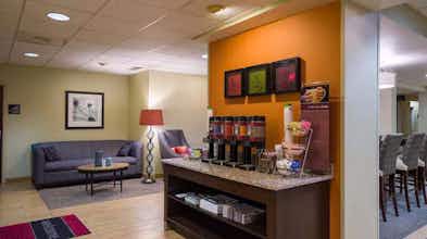 Hotel Hampton Inn Danville photo 5
