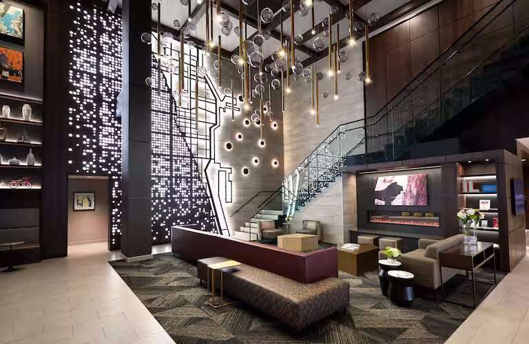 Hampton Inn & Suites Chicago Downtown