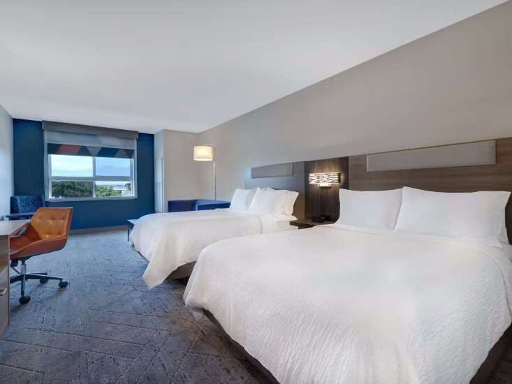 Hotel Holiday Inn Express CHINO HILLS photo 3
