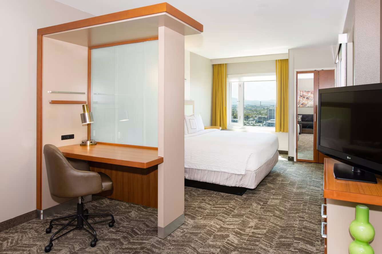 Hotel SpringHill Suites by Marriott Las Vegas Convention Center photo 1